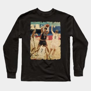 Christian Laettner on The Dream Team, 1992 Long Sleeve T-Shirt